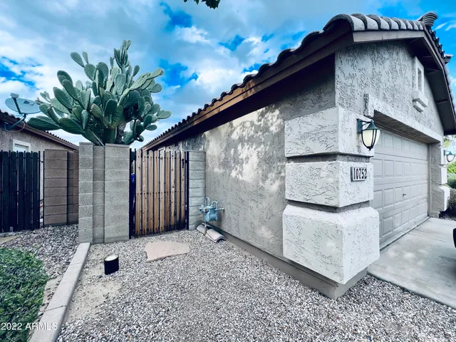 $2,100 | 10752 West Granada Road, Avondale, AZ 85392