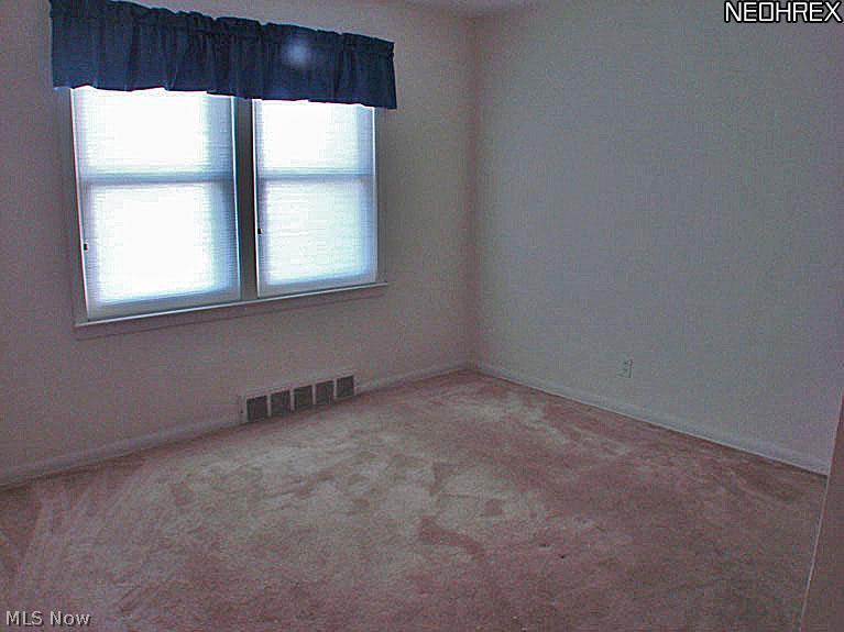 5159 Longton Road Lyndhurst, OH 44124 - Photo 8 of 12 Gallery Image 8