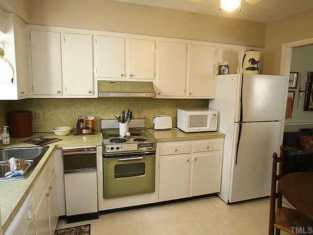 3930 Wendy Lane Raleigh, NC 27606 - Photo 3 of 8 Gallery Image 3