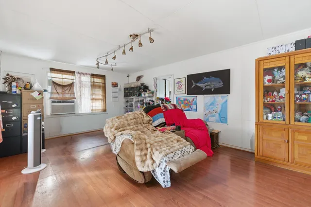 $750,000 | 1972 Kalawi Place, Wailuku, HI 96793