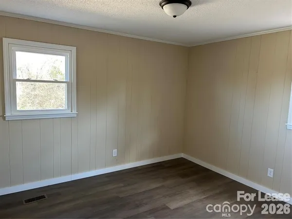$1,100 | 5951 Highway 27, Iron Station, NC 28080