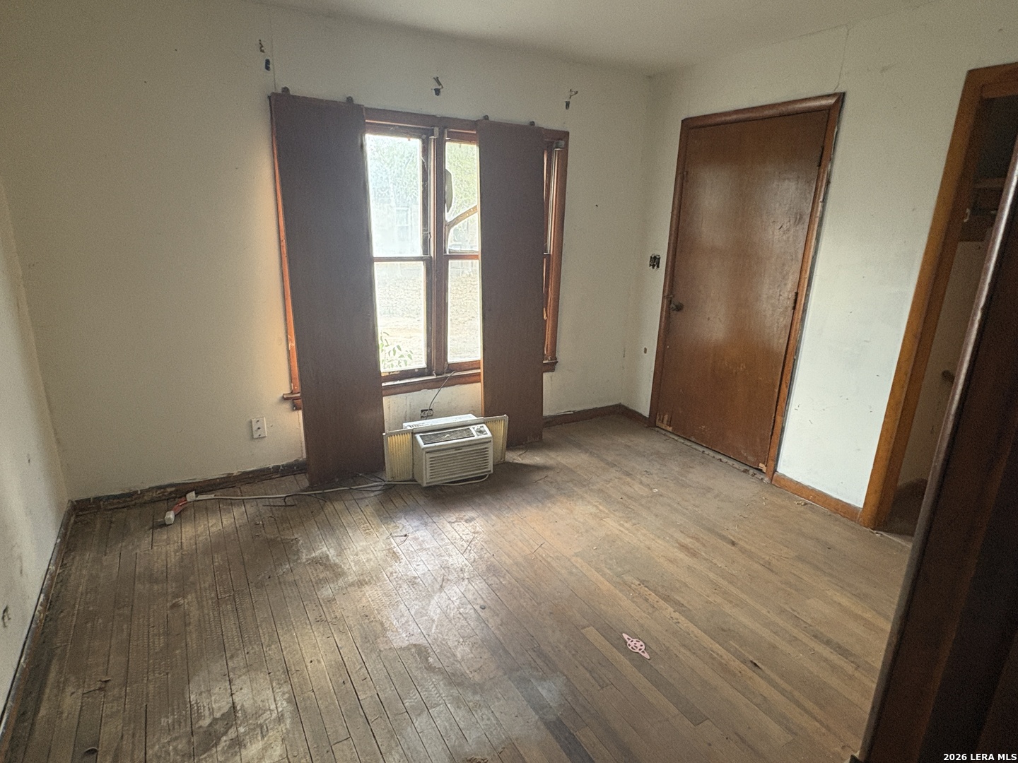 104 South Charles Street George West, TX 78022 - Photo 16 of 23