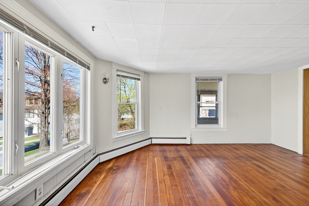 40 Moran Street Gardner, MA 01440 - Photo 9 of 32
