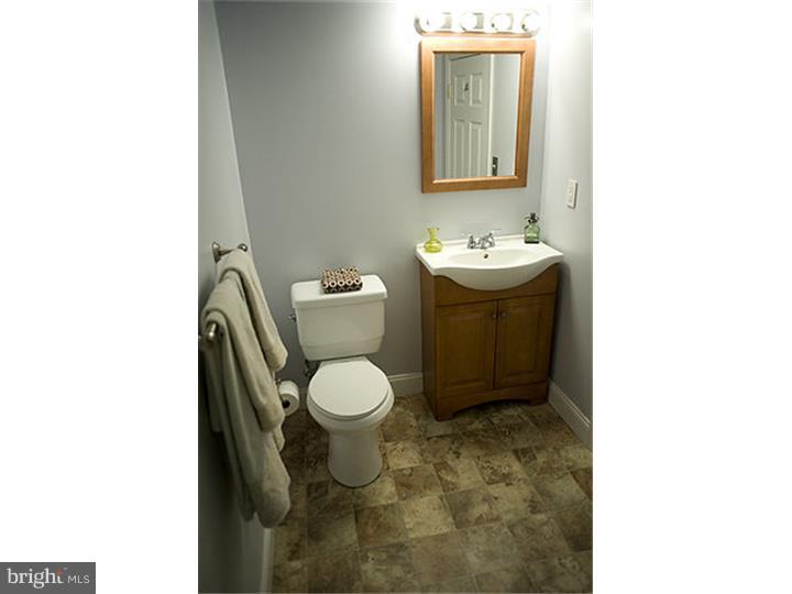 80 Barbara Road Drexel Hill, PA 19026 - Photo 21 of 25 Bathroom