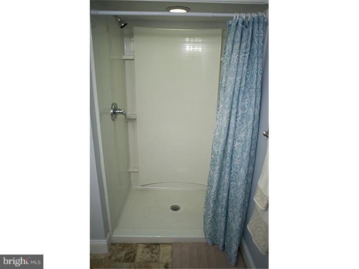 80 Barbara Road Drexel Hill, PA 19026 - Photo 22 of 25 Bathroom