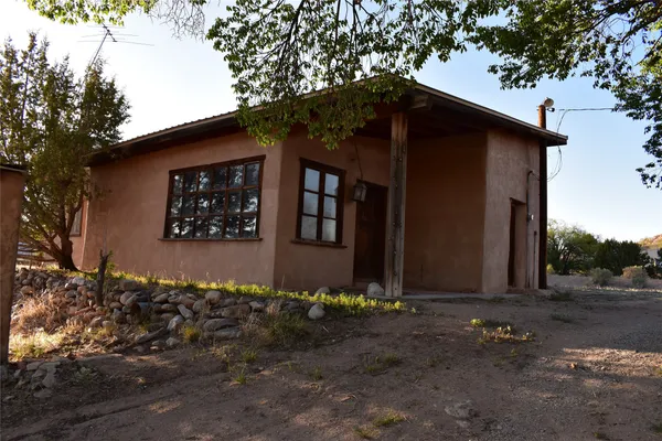 $450,000 | 13 East Arroyo Alamo, Espanola, NM 87532