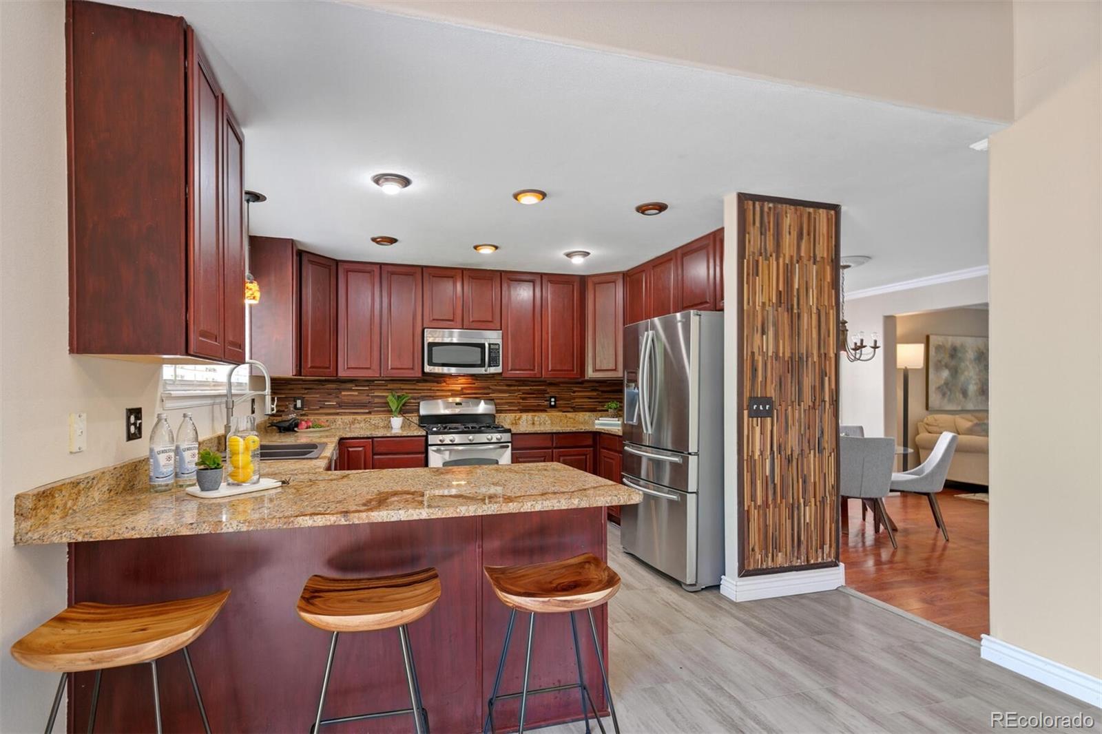 9527 South Hackberry Street Highlands Ranch, CO 80129 - Photo 14 of 35