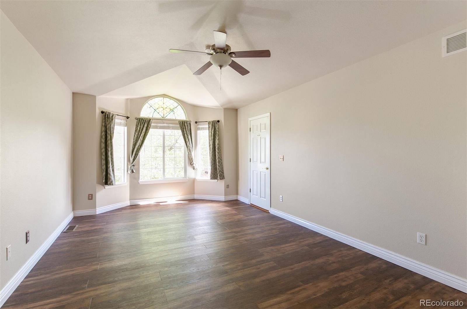 9527 South Hackberry Street Highlands Ranch, CO 80129 - Photo 19 of 35