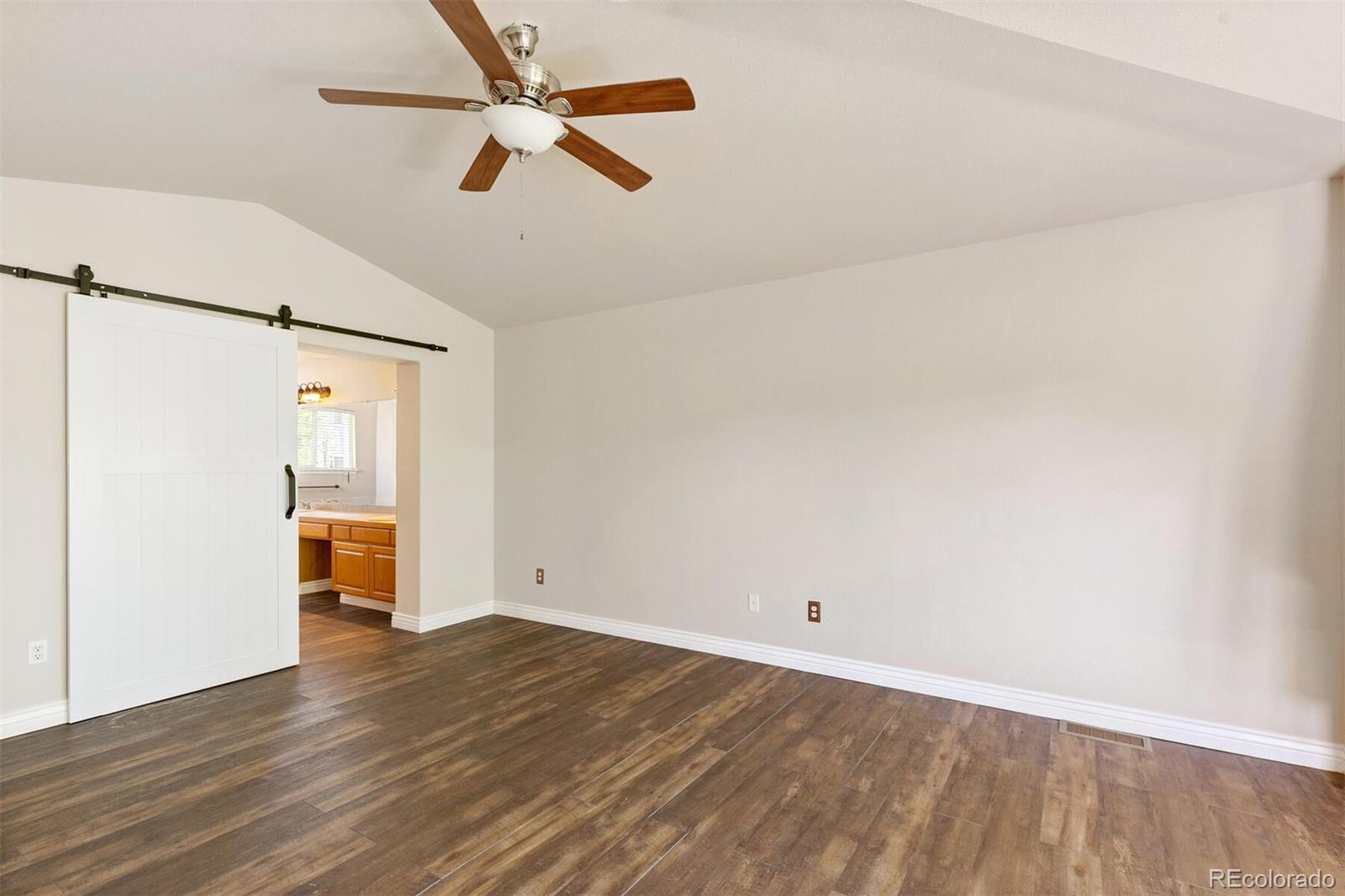 9527 South Hackberry Street Highlands Ranch, CO 80129 - Photo 20 of 35