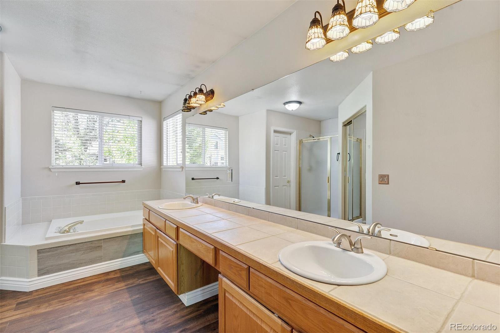 9527 South Hackberry Street Highlands Ranch, CO 80129 - Photo 23 of 35