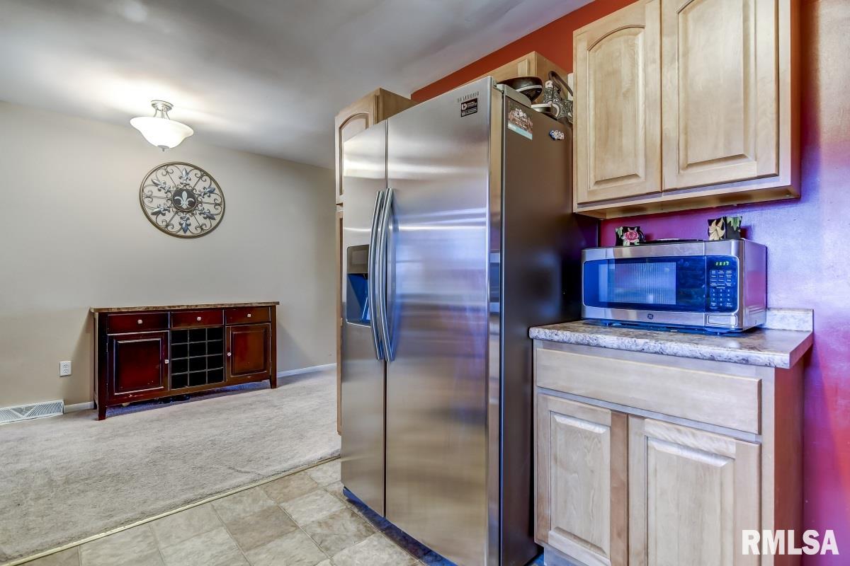 16 Ranger Drive Springfield, IL 62702 - Photo 8 of 43