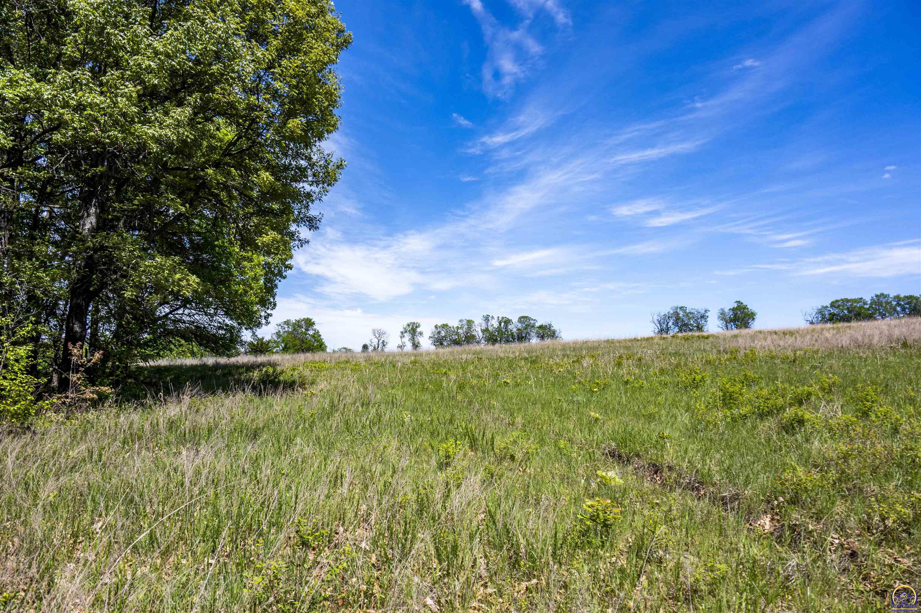2026 Northwest Douglas Road Topeka, KS 66615 - Photo 53 of 94