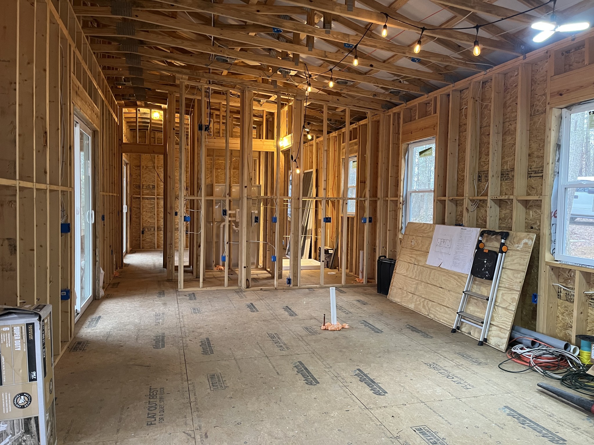 908 Walker Road Hampshire, TN 38461 - Photo 3 of 23 a view of a room with table & chairs