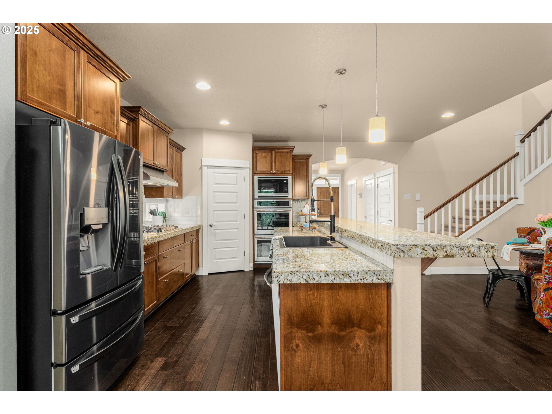 312 Southeast 13th Place Canby, OR 97013 - Photo 11 of 37 Kitchen