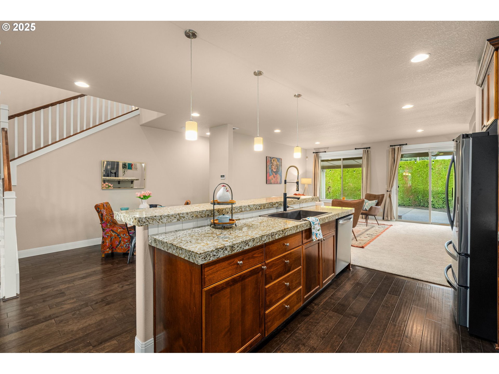 312 Southeast 13th Place Canby, OR 97013 - Photo 14 of 37 Kitchen