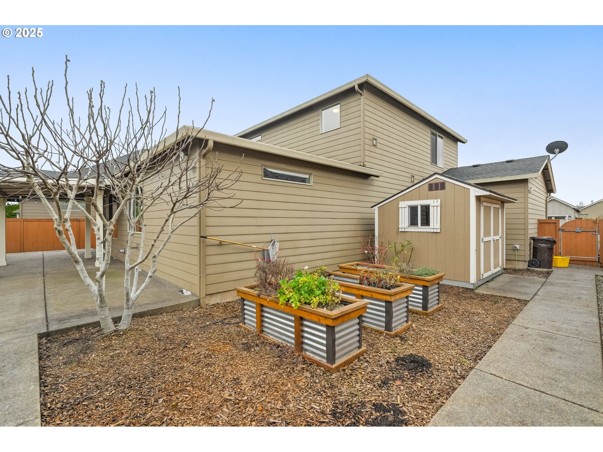 312 Southeast 13th Place Canby, OR 97013 - Photo 33 of 37 Backyard