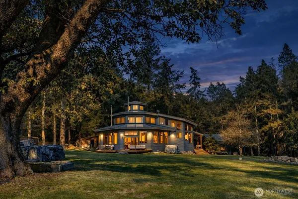 $1,250,000 | 1062 Yacht Haven Road, Friday Harbor, WA 98250