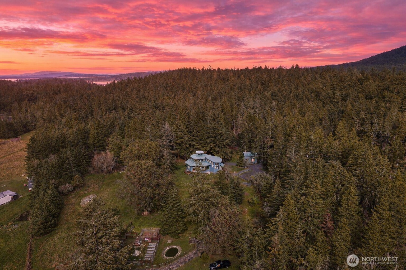 1062 Yacht Haven Road Friday Harbor, WA 98250 - Photo 2 of 34