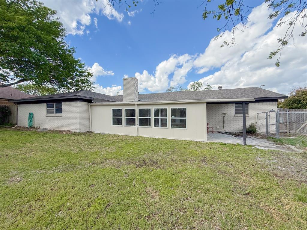 4013 Wedgworth Road South Fort Worth, TX 76133 - Photo 33 of 35