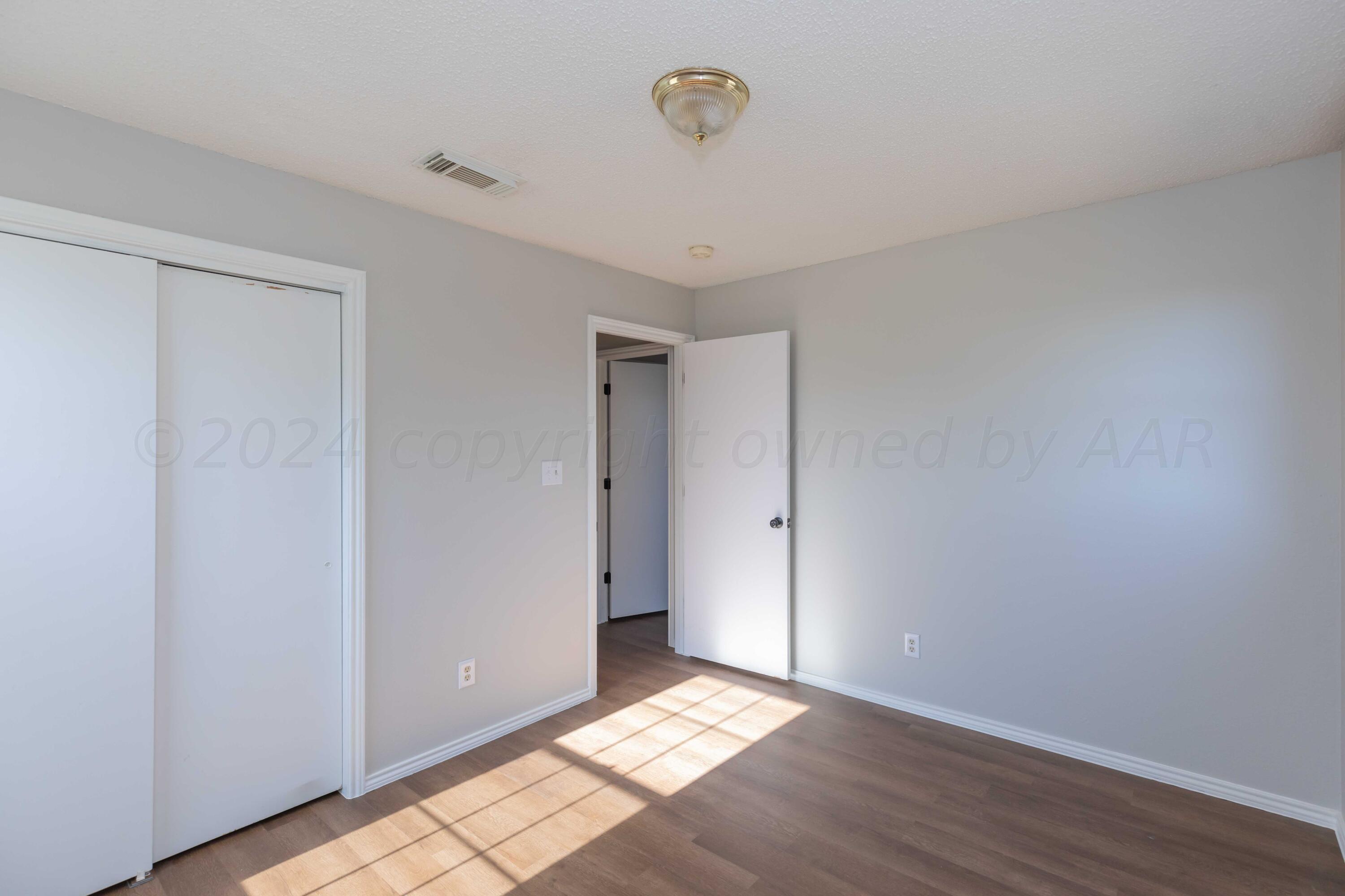 111 Rimrock Trail Amarillo, TX 79108 - Photo 25 of 39 BEDROOM 2 VIEW 3