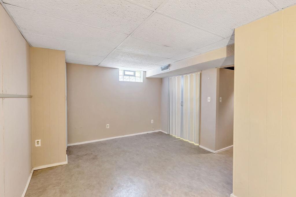 3432 Ebenezer Road Cincinnati, OH 45248 - Photo 26 of 41