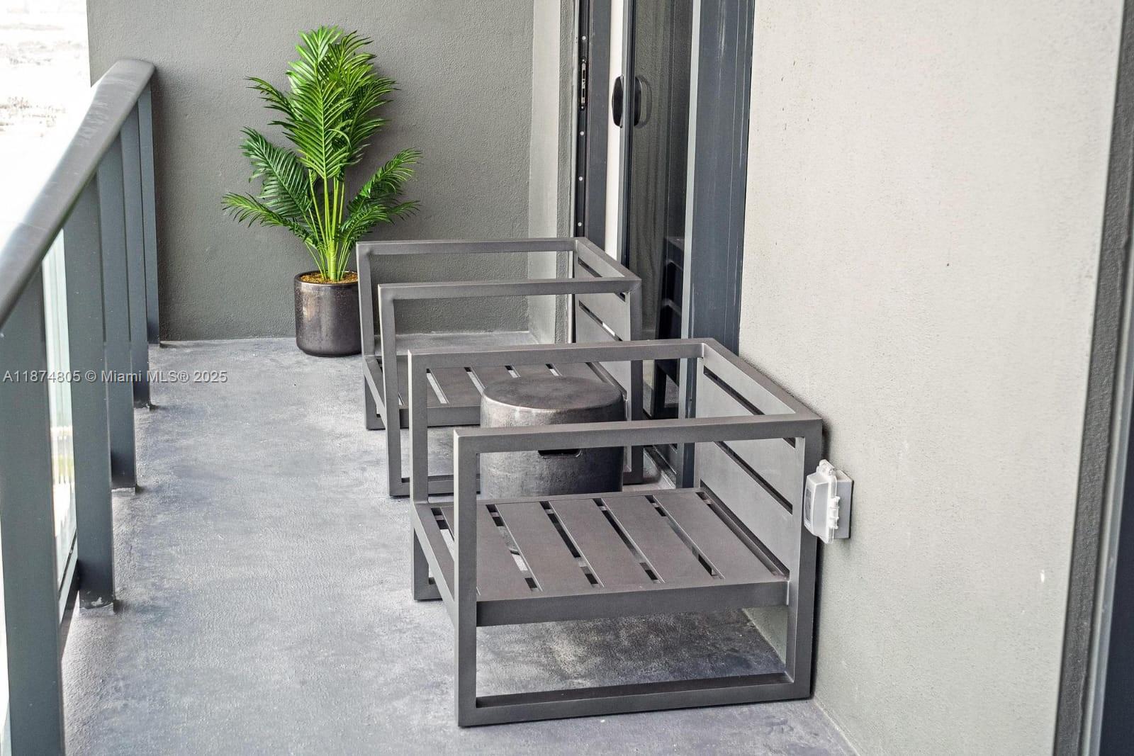 159 Northeast 6th Street, Unit 5101 Miami, FL 33132 - Photo 3 of 58