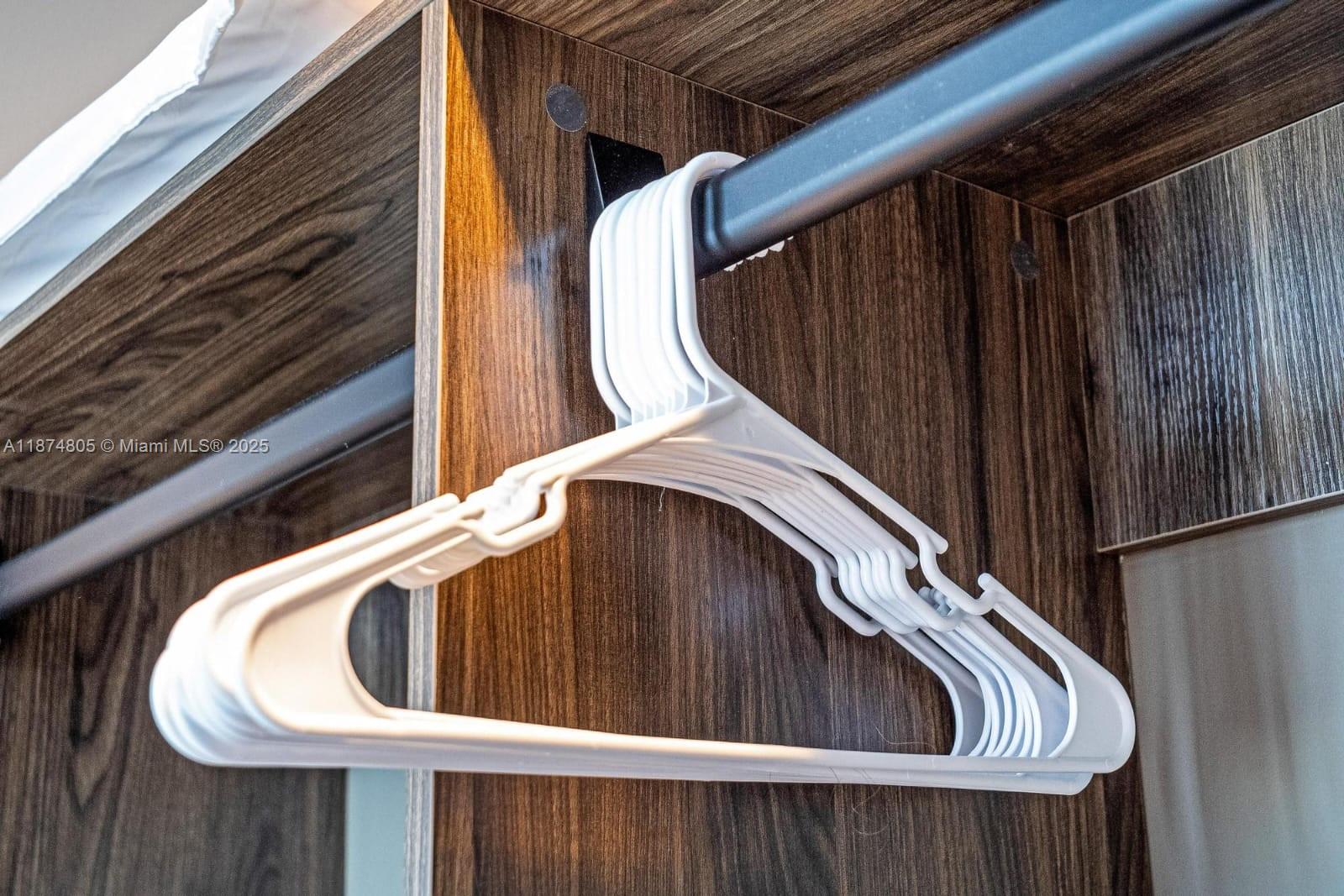 159 Northeast 6th Street, Unit 5101 Miami, FL 33132 - Photo 36 of 58