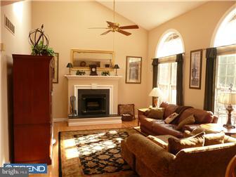 818 Nesbitt Road Ambler, PA 19002 - Photo 7 of 12 Family Room