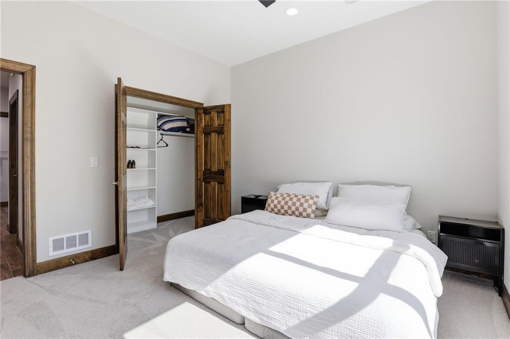 1709 Southwest 27th Street Lee's Summit, MO 64082 - Photo 14 of 40