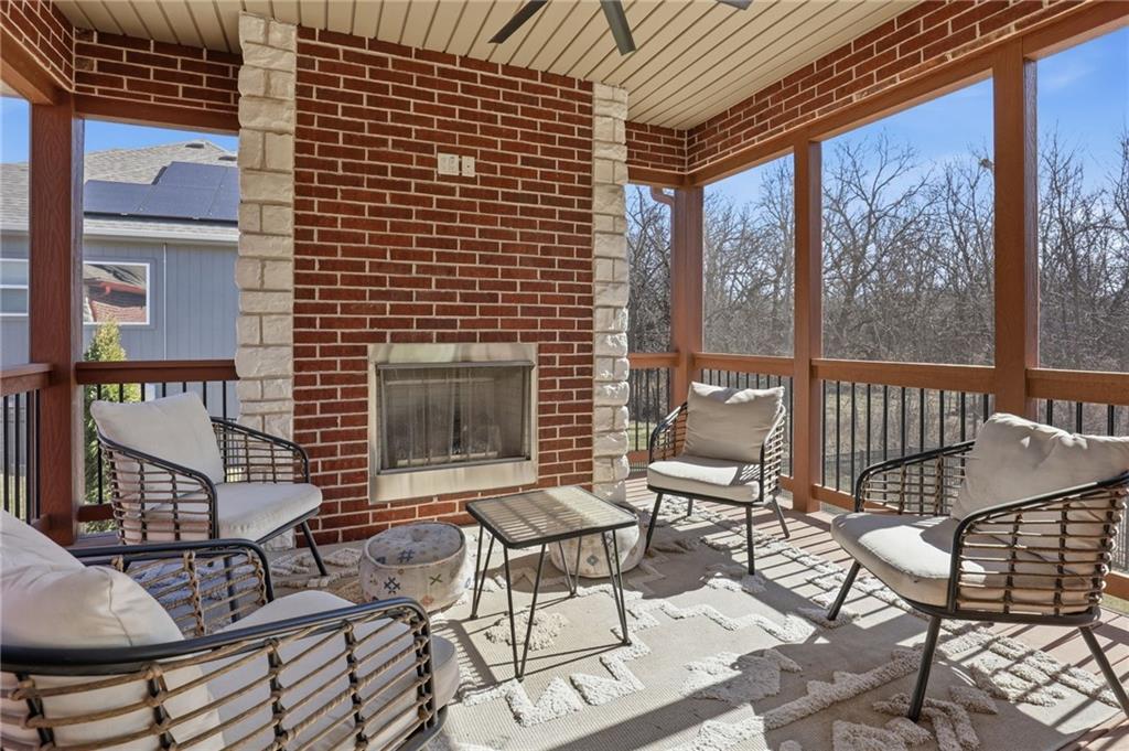 1709 Southwest 27th Street Lee's Summit, MO 64082 - Photo 28 of 40