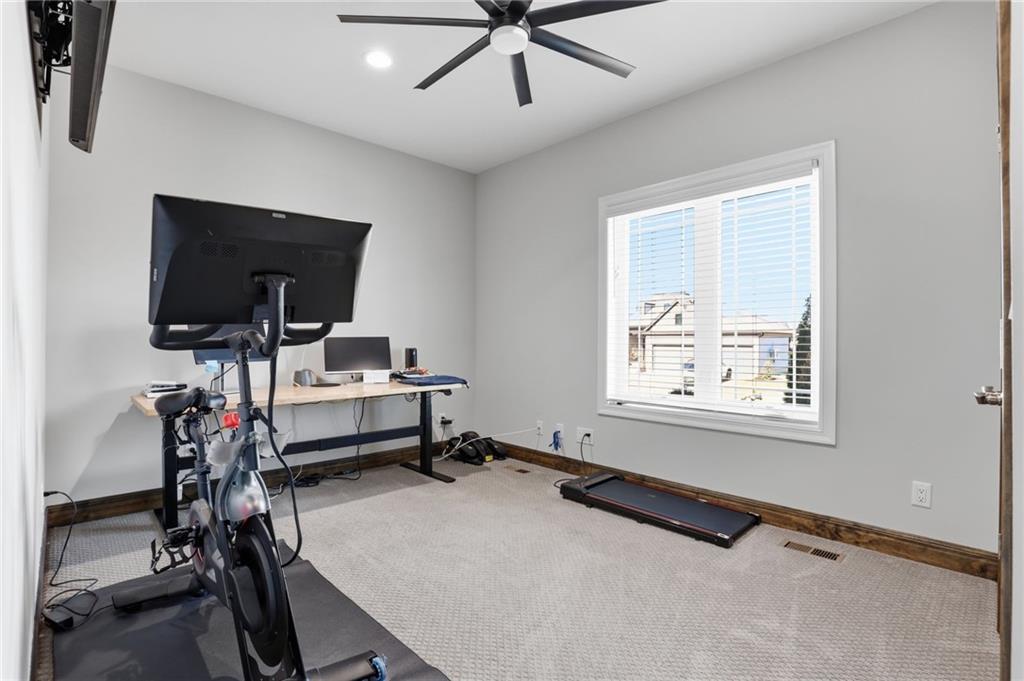 1709 Southwest 27th Street Lee's Summit, MO 64082 - Photo 33 of 40