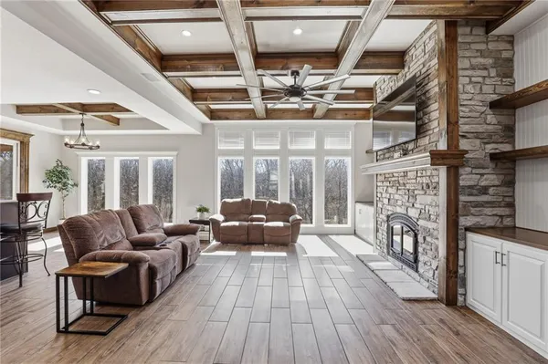 $880,000 | 1709 Southwest 27th Street, Lee's Summit, MO 64082