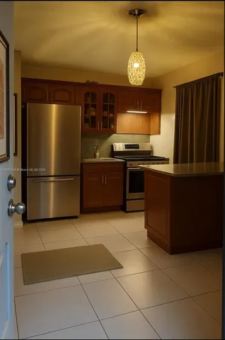 $549,900 | 375 East Okeechobee Road, Hialeah, FL 33010