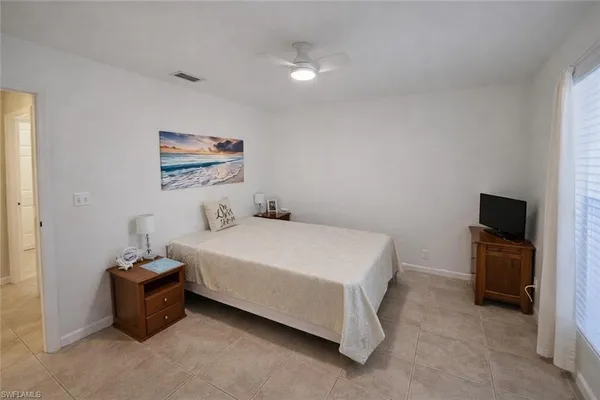 $2,500 | 4121 8th Avenue Southeast, Naples, FL 34117