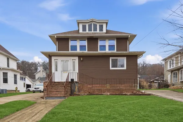 $205,700 | 423 Clark Street, Marseilles, IL 61341