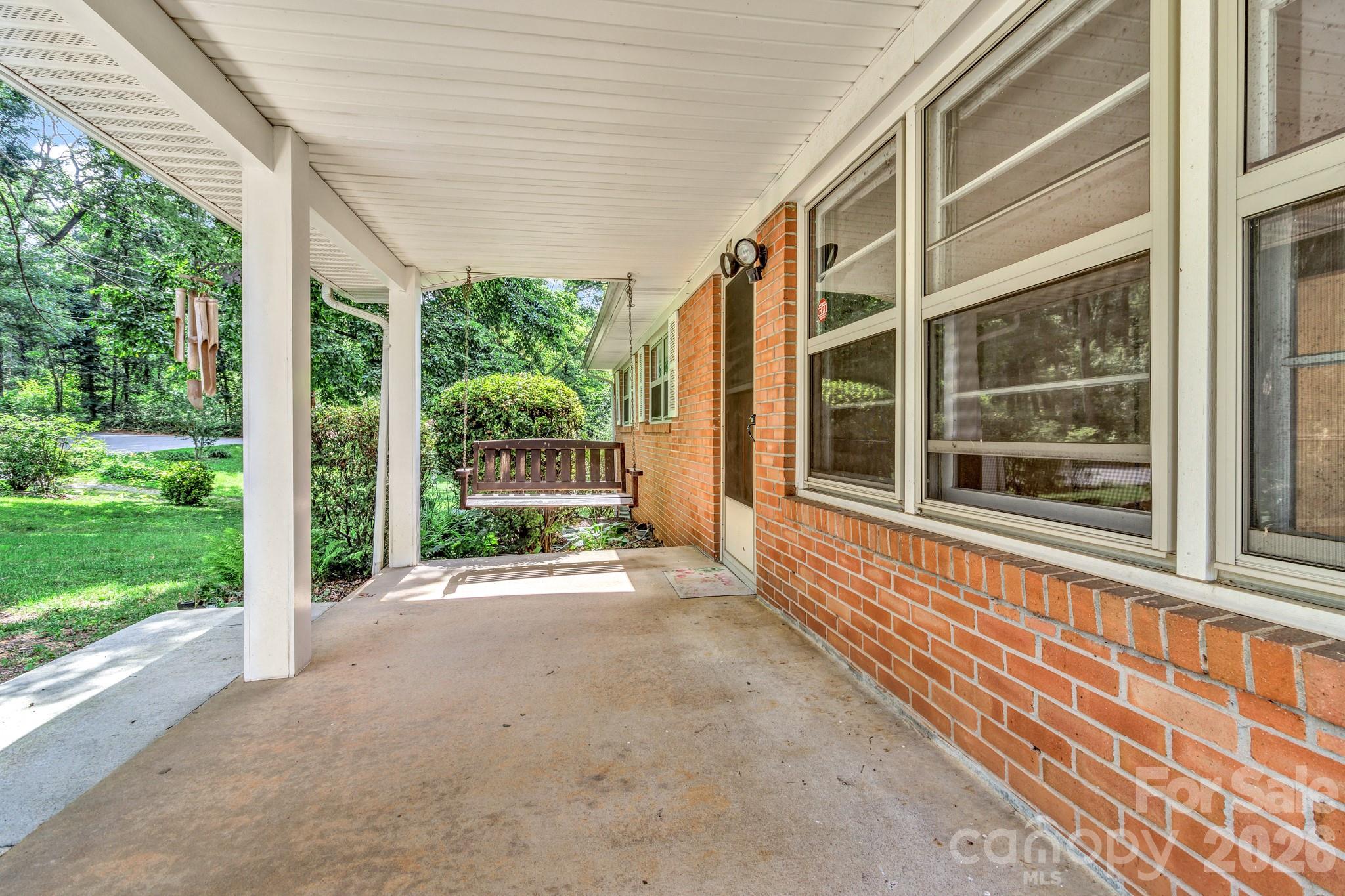 67 Wagon Road Asheville, NC 28805 - Photo 5 of 44