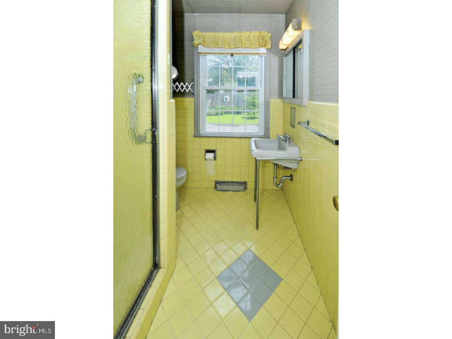 1218 Cox Road Rydal, PA 19046 - Photo 14 of 22