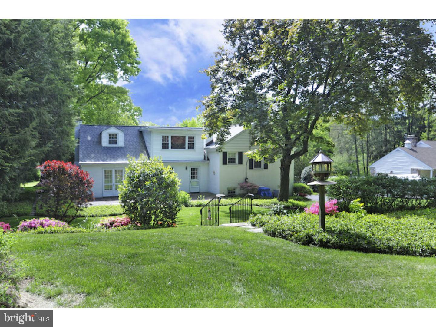 1218 Cox Road Rydal, PA 19046 - Photo 3 of 22