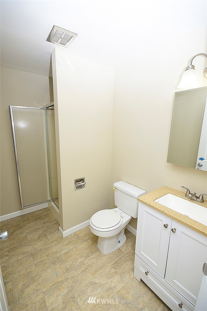 22028 4th Place West Bothell, WA 98021 - Photo 8 of 12