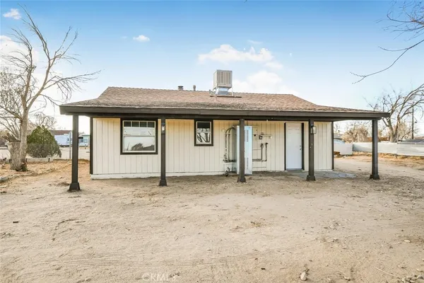 $329,990 | 47242 92nd Street West, Lancaster, CA 93536