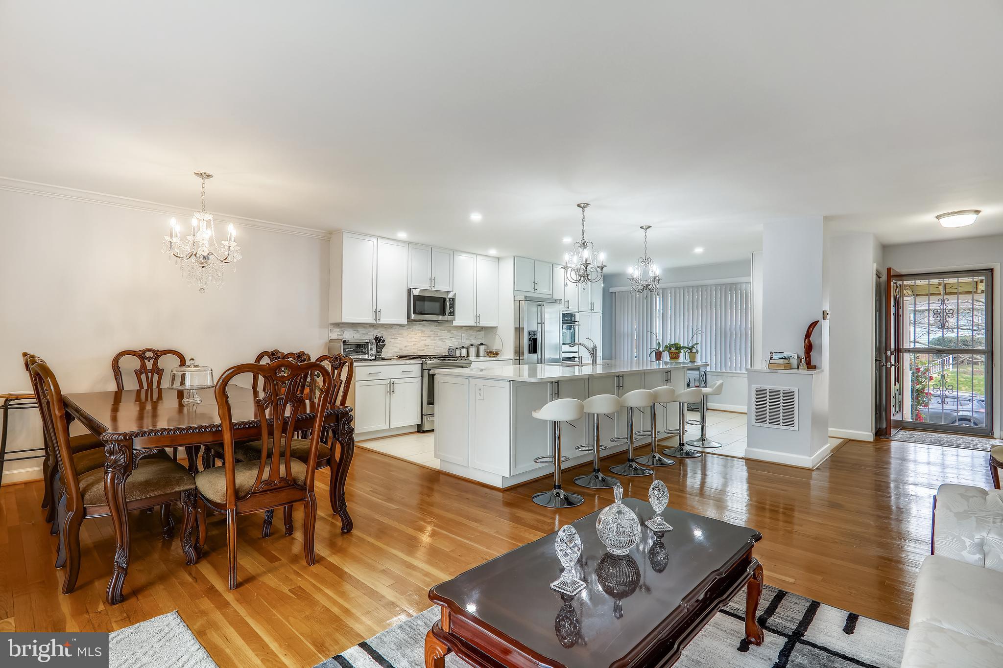 808 Lowander Lane Silver Spring, MD 20901 - Photo 7 of 27 Gallery Image 7
