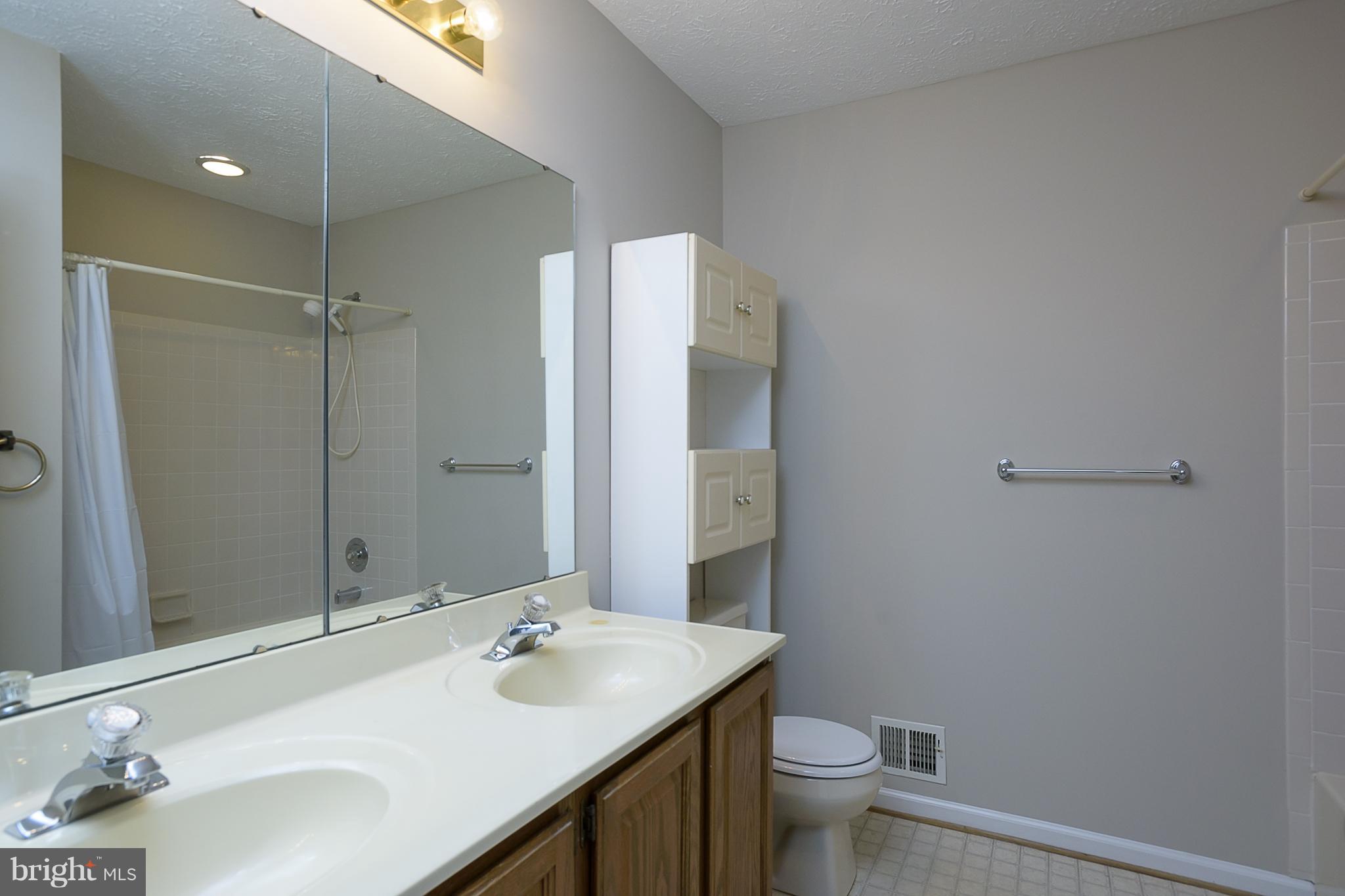 8018 Brightfield Road Ellicott City, MD 21043 - Photo 15 of 26 Bath (Master)