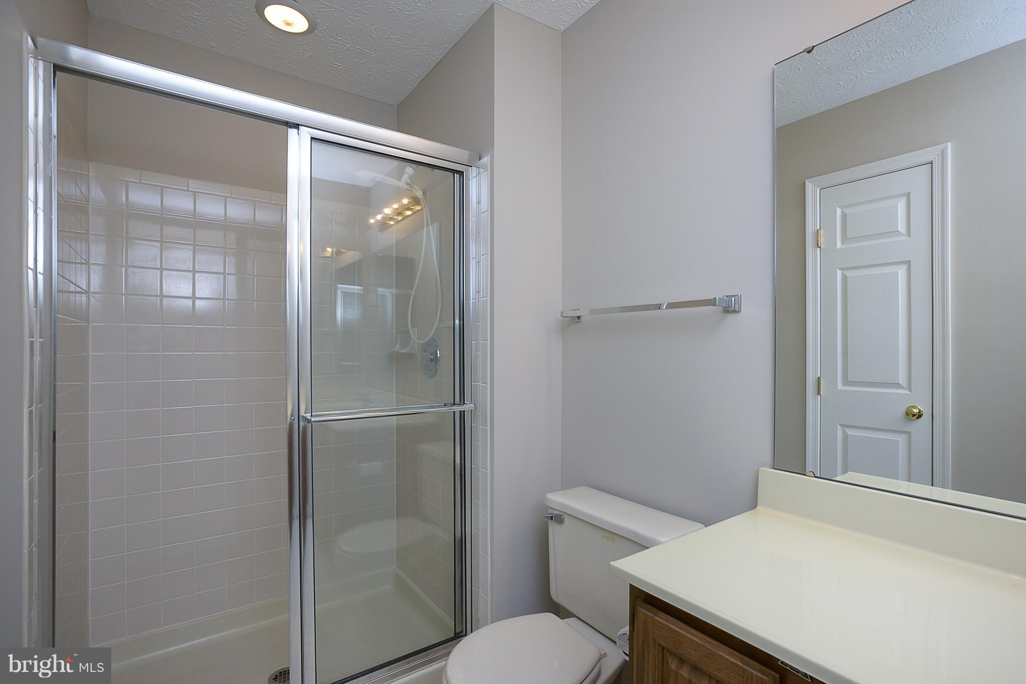 8018 Brightfield Road Ellicott City, MD 21043 - Photo 18 of 26 Bath