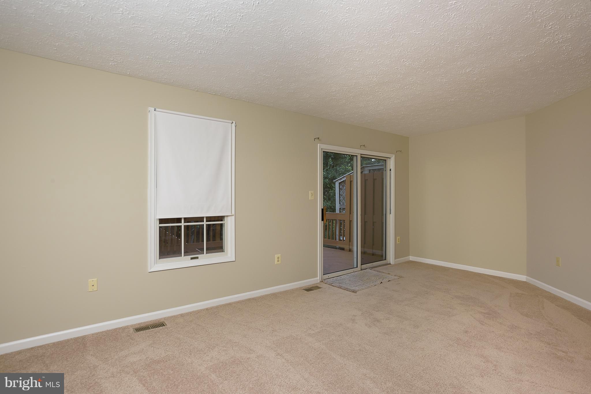8018 Brightfield Road Ellicott City, MD 21043 - Photo 10 of 26 Living Room