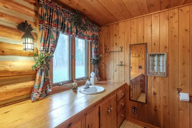 $499,900 | 2271 Creek Street, St. Germain, WI 54558