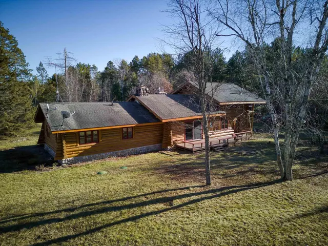 $499,900 | 2271 Creek Street, St. Germain, WI 54558