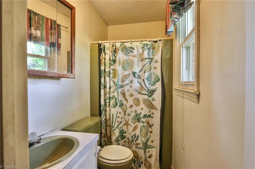 2809 Ralph Road Boonville, NC 27011 - Photo 14 of 27 Gallery Image 14