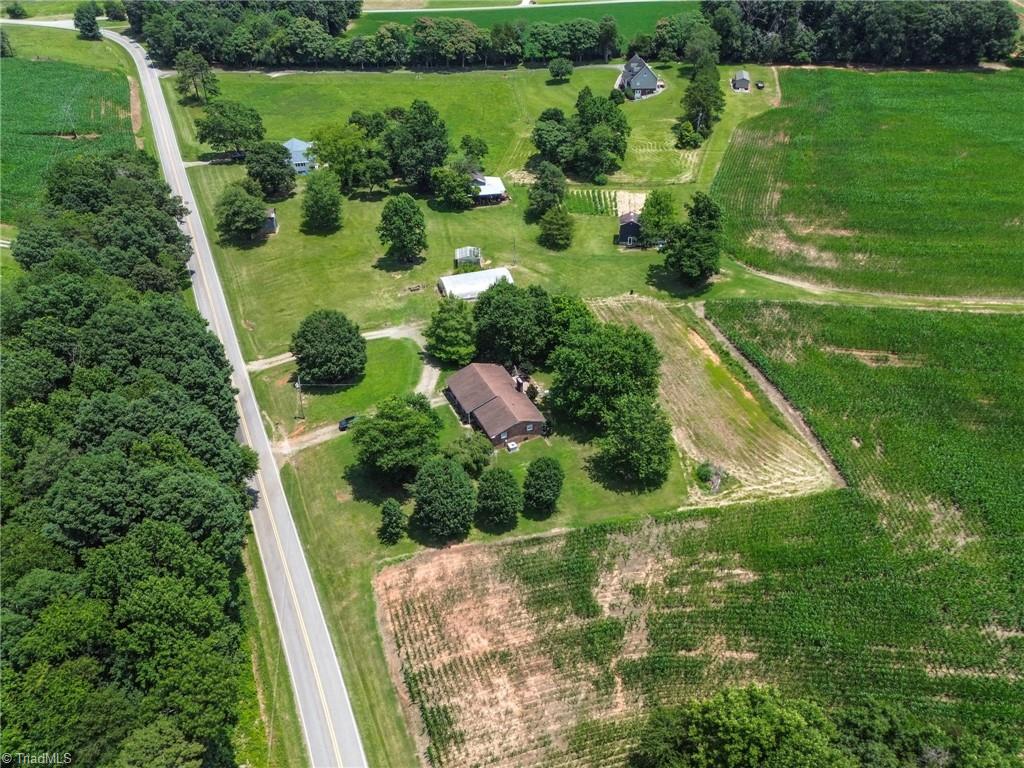 2809 Ralph Road Boonville, NC 27011 - Photo 3 of 27 Gallery Image 3