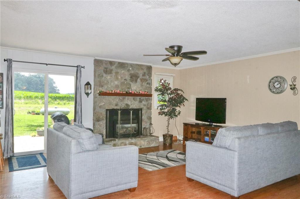 2809 Ralph Road Boonville, NC 27011 - Photo 4 of 27 Gallery Image 4