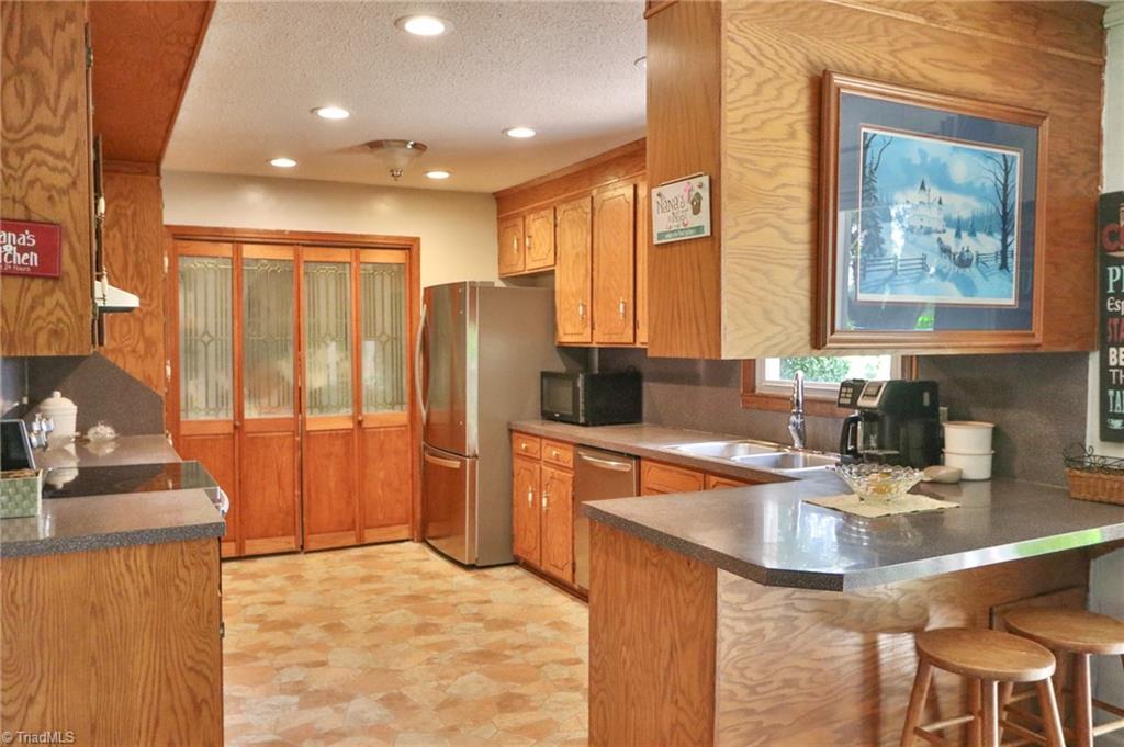 2809 Ralph Road Boonville, NC 27011 - Photo 6 of 27 Gallery Image 6